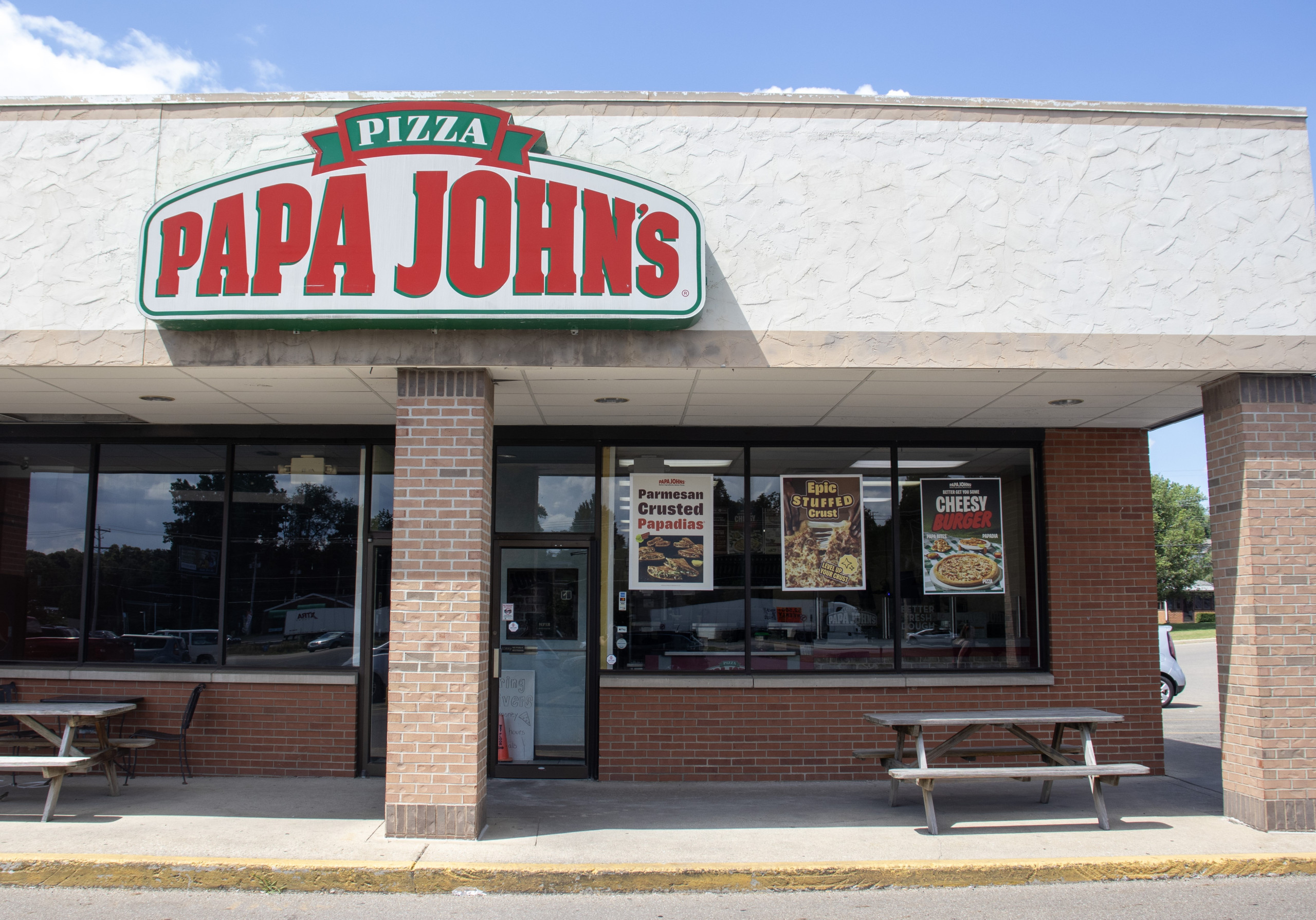 Papa John's Mount Vernon Storefront.