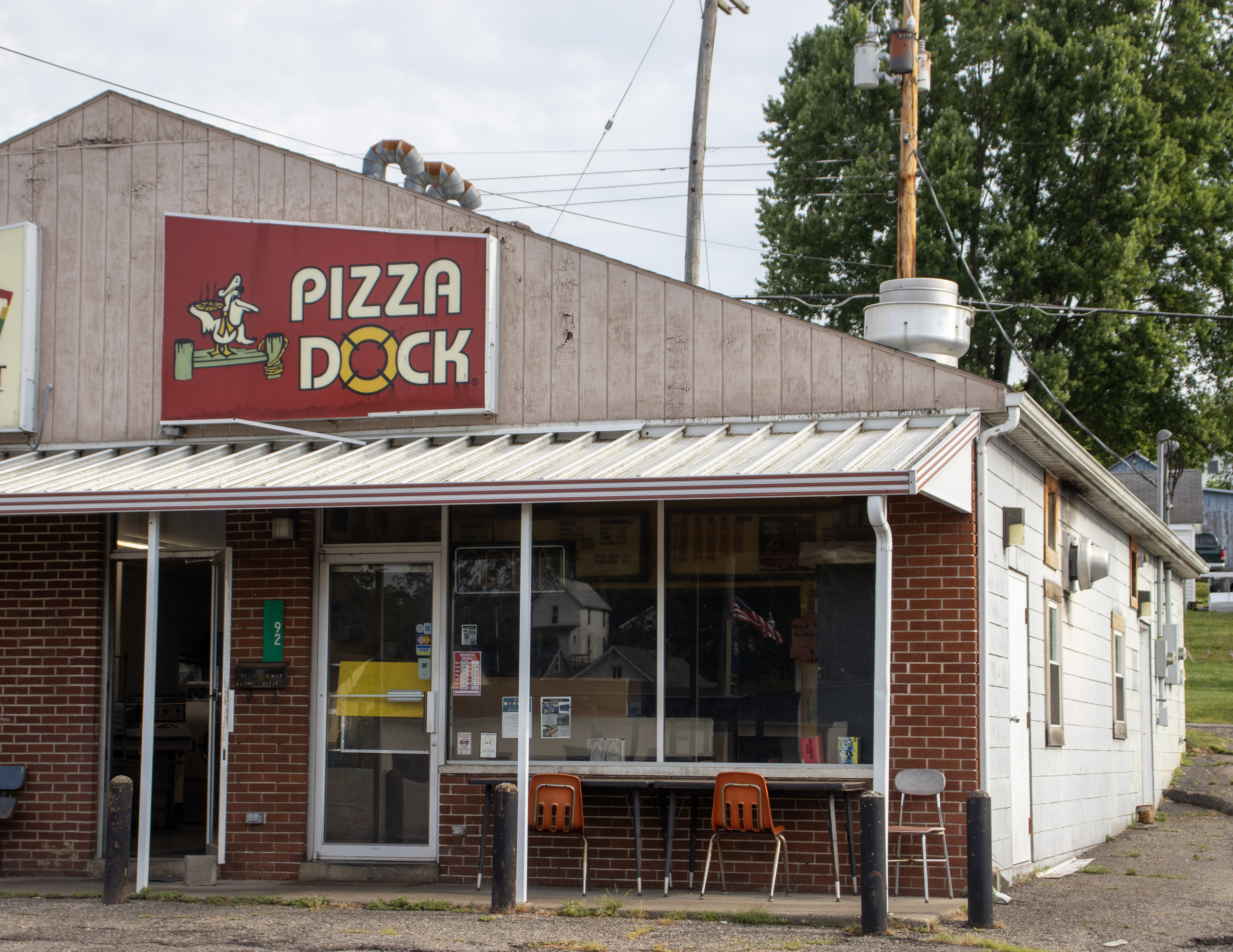 Pizza Dock Fredricktown storefront.