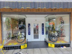 YNot Cycling storefront.