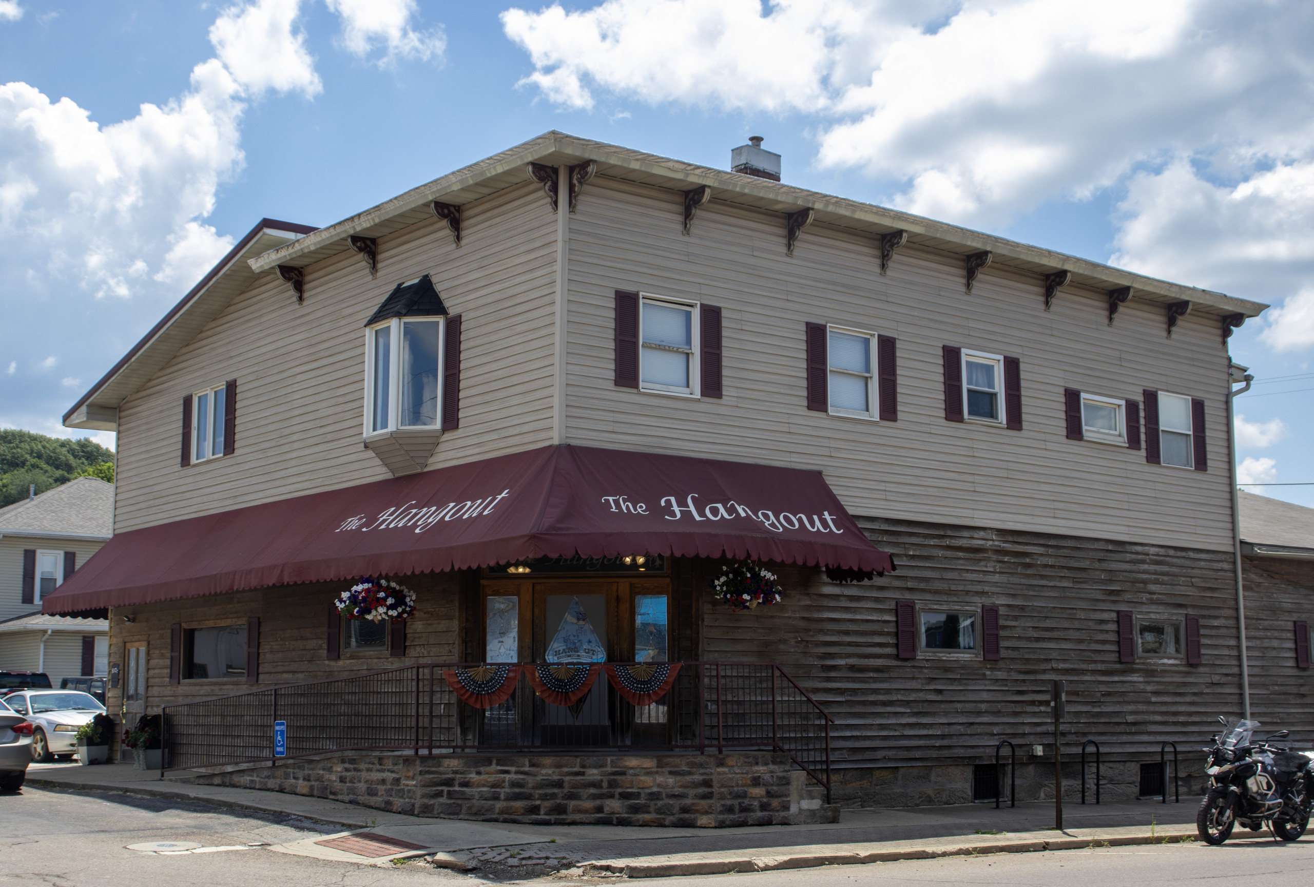 The hangout Danville Exterior